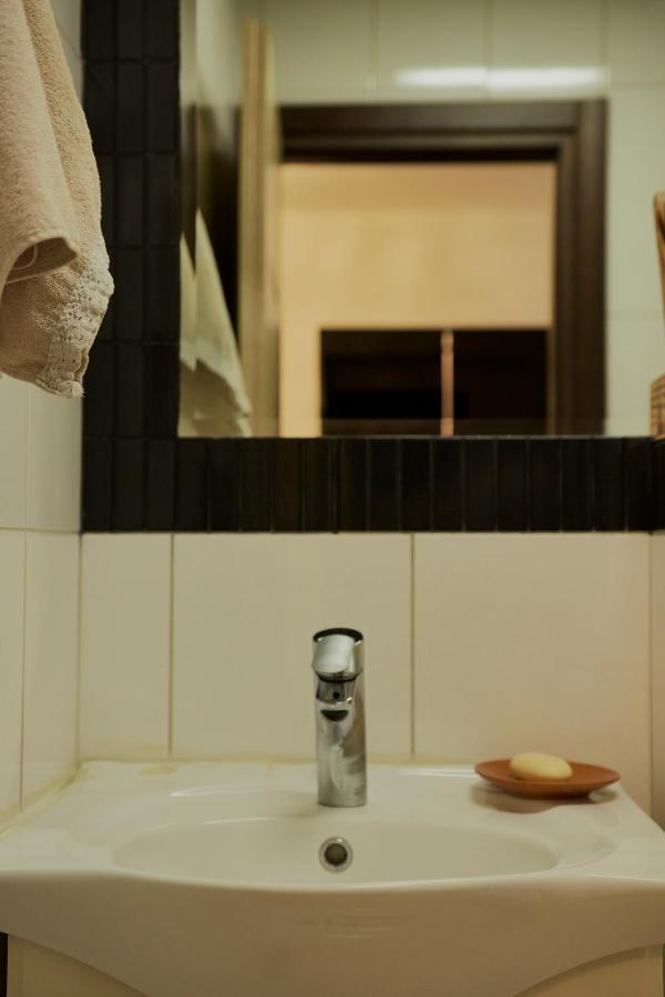 Diamond Butterfly Apartment Skopje Ngoại thất bức ảnh