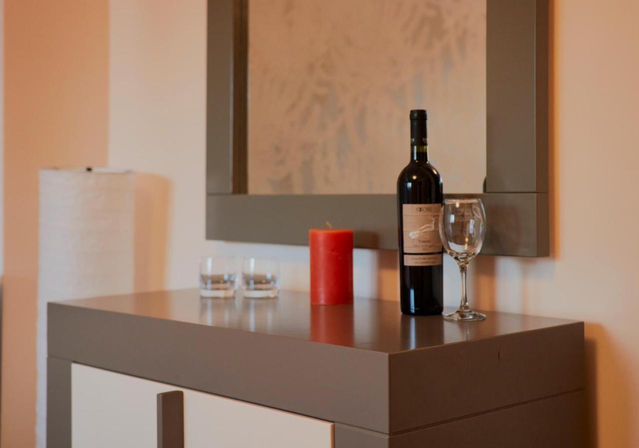 Diamond Butterfly Apartment Skopje Ngoại thất bức ảnh