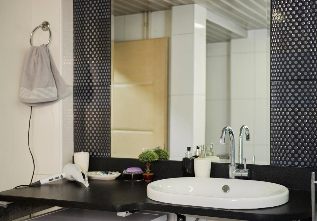 Diamond Butterfly Apartment Skopje Ngoại thất bức ảnh