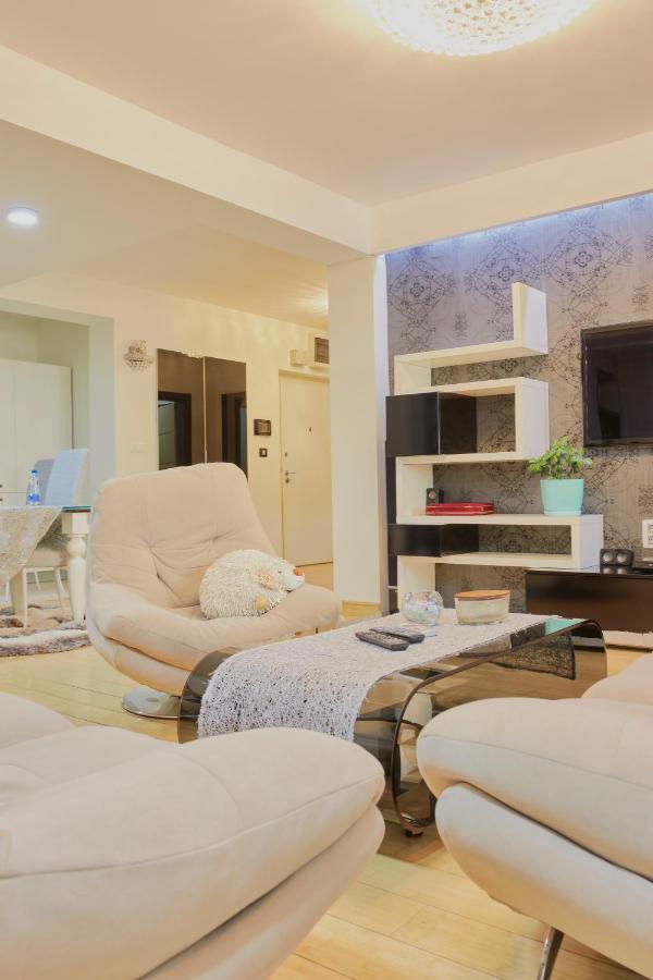 Diamond Butterfly Apartment Skopje Ngoại thất bức ảnh